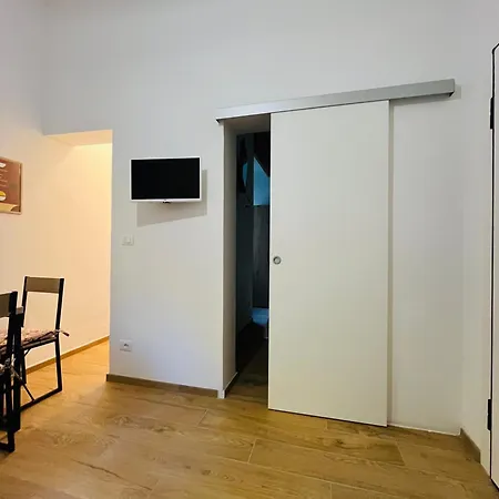 Alpine Cozy Апартаменты